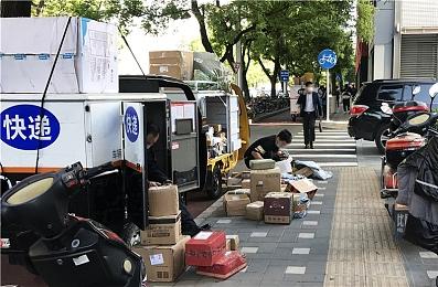 《荒野大镖客2》亡灵梦魇Mod演示 大战恐怖丧尸